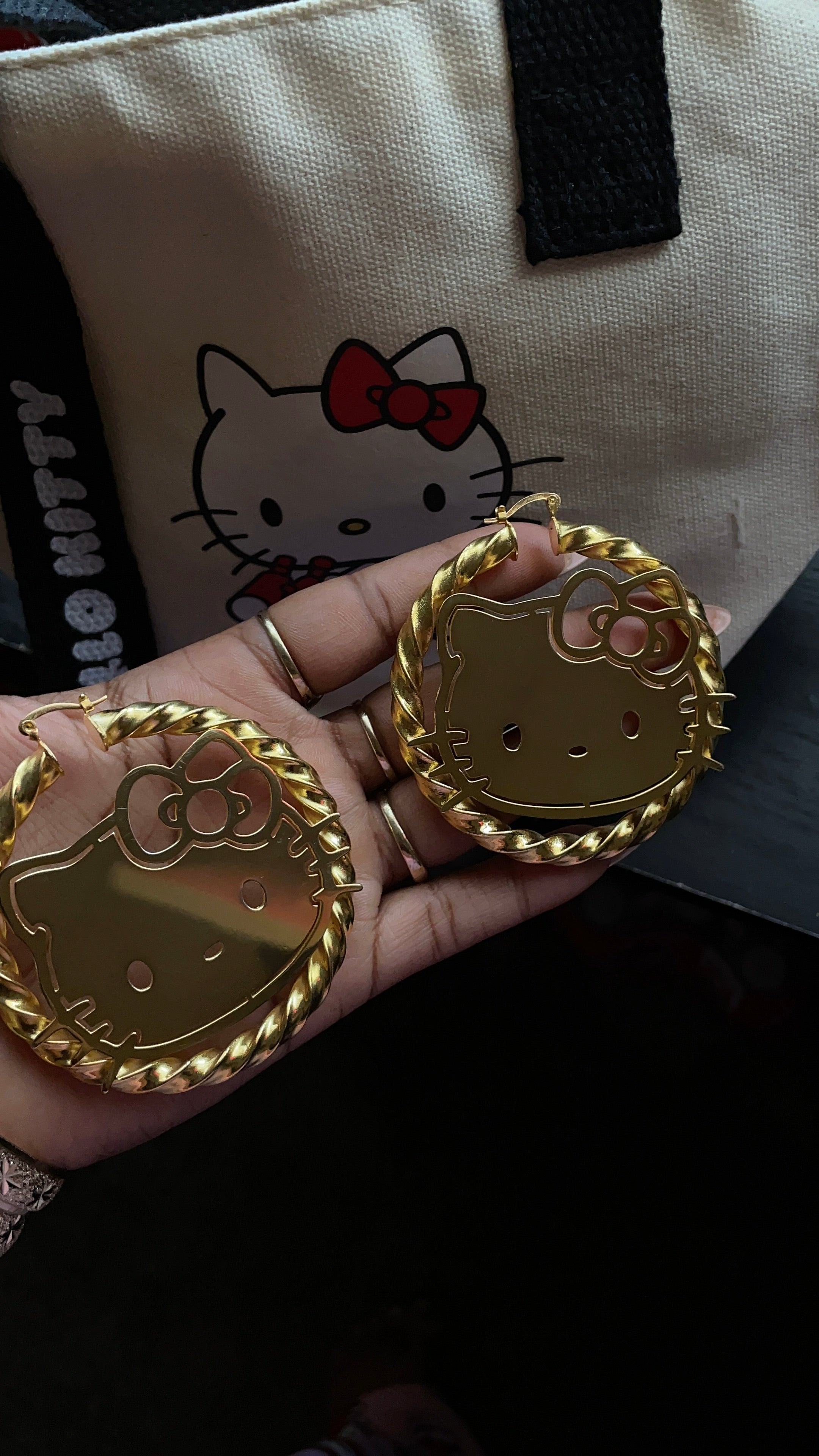 HK hoops
